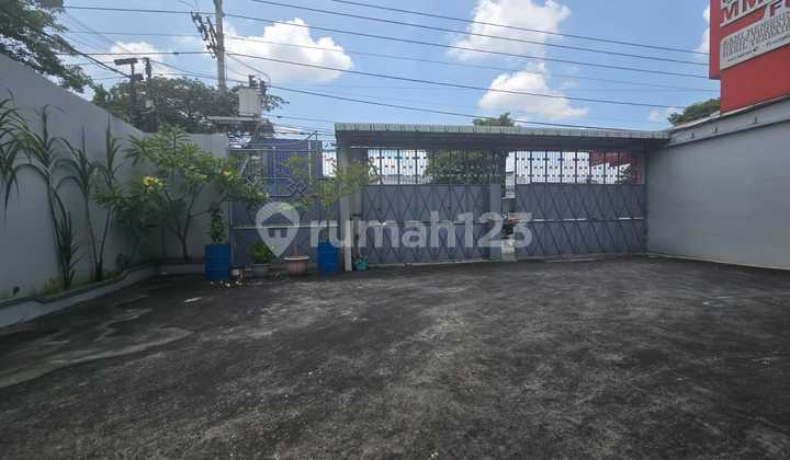 For Rent: Strategic Warehouse, Business Space, or Office on Veteran Street, Tipes, Serengan, Solo. For Rent: Strategic Warehouse, Business Space, or Office on Veteran Street, Tipes, Serengan, Solo.