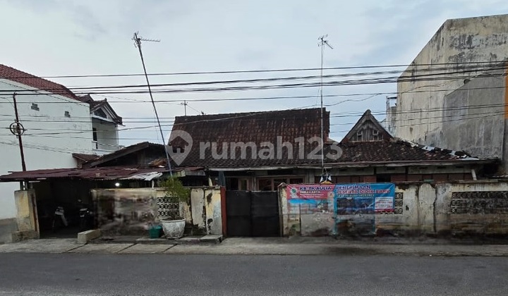 Rumah Hitung Tanah Strategis Dekat Slamet Riyadi Laweyan Solo Rumah Hitung Tanah Strategis Dekat Slamet Riyadi Laweyan Solo