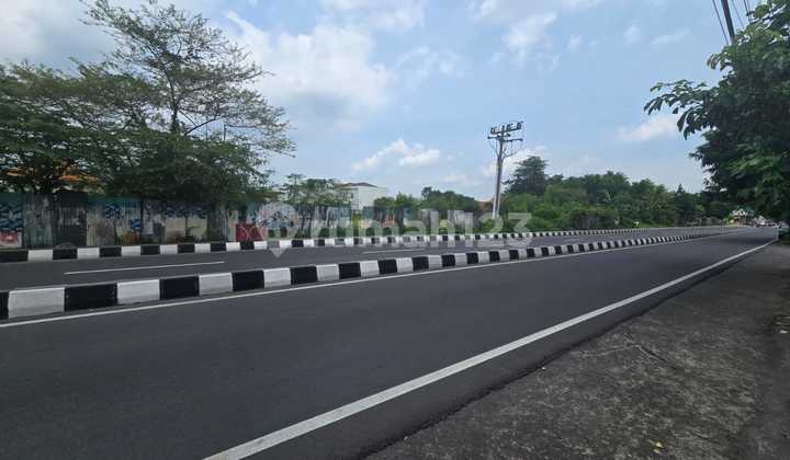 Tanah Istimewa Dekat Hotel Alila Slamet Riyadi Solo