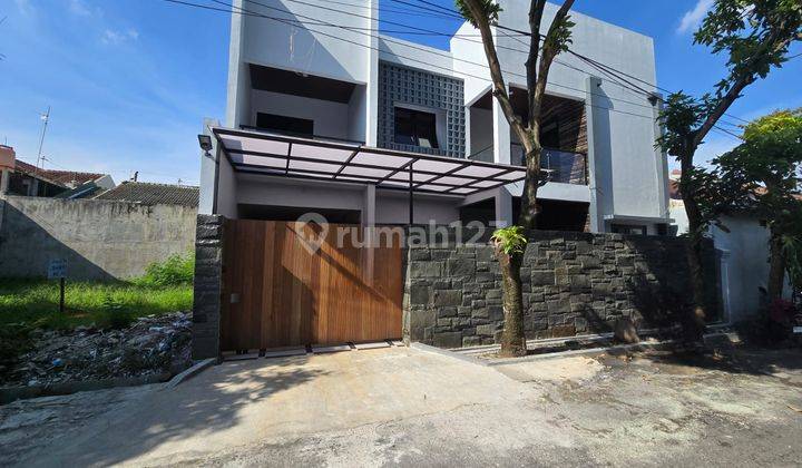 Rumah Baru Minimalis di Fajar Indah Baturan Colomadu Solo 1