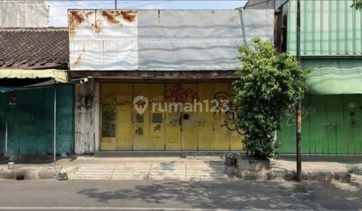 Ruang Usaha Strategis Di Jalan Yos Sudarso Kratonan Solo 1