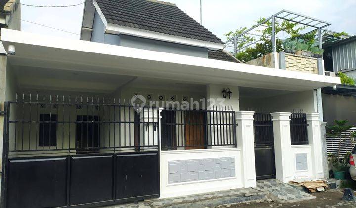 Rumah Bagus Minimalis Modern Di Perumahan Purbayan Dekat Gentan Solo 1