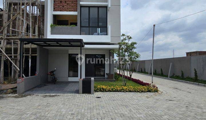 Rumah Baru Minimalis Modern Dekat Jalan Raya Baki Solo Baru 2