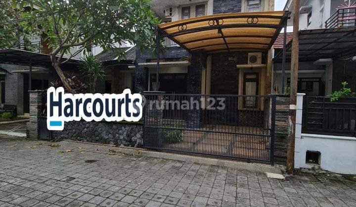Rumah bagus cluster di perumahan Gentan Solo 1