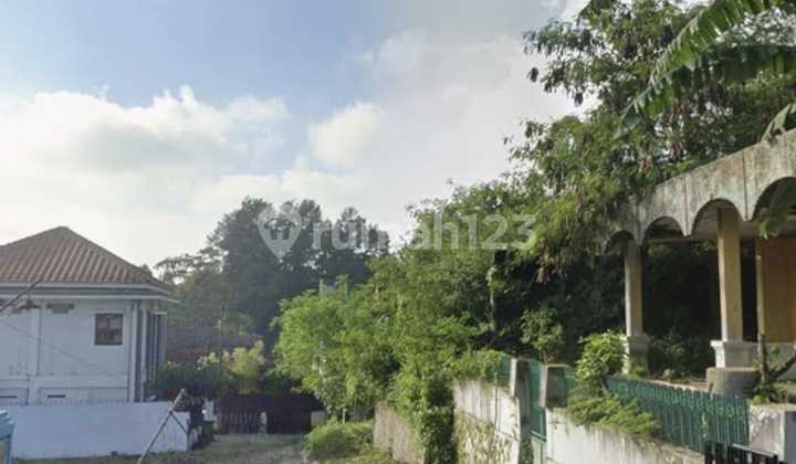 Special Strategic Land with an Ugly House Building near Jalan Diponegoro, Salatiga Special Strategic Land with an Ugly House Building near Jalan Diponegoro, Salatiga