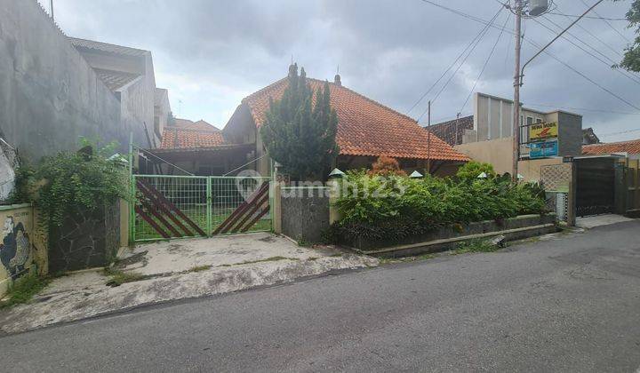 Rumah Mewah Antik Pusat Kota Dekat Jalan Gajah Mada Di Banjarsari Solo 2