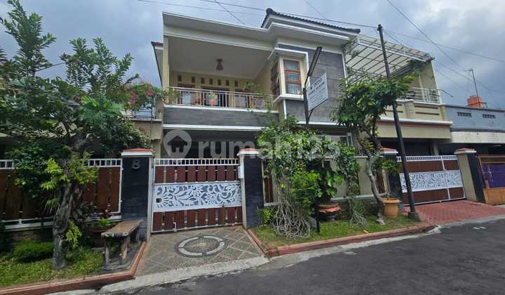 Luxury Good House Ready to Use in Fajar Indah Solo Elite Housing, Livable Environment, Safe and Quiet.