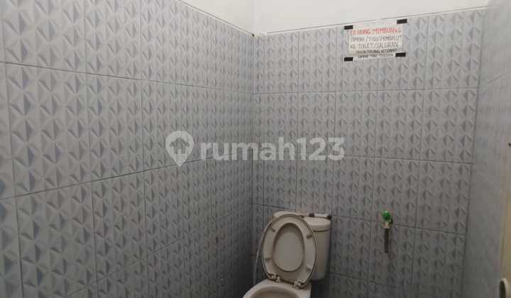 Canadian Shop House in Kota Wisata 2