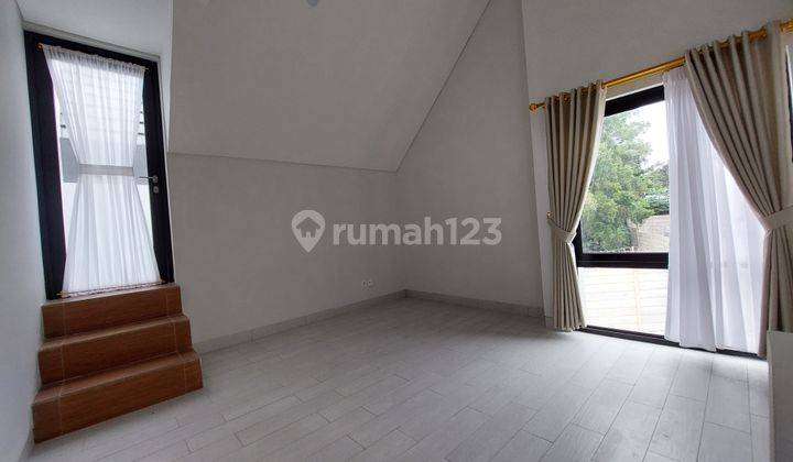 Rumah Baru Smart Home 2,5 lantai di Kota wsiata Cibubur 2