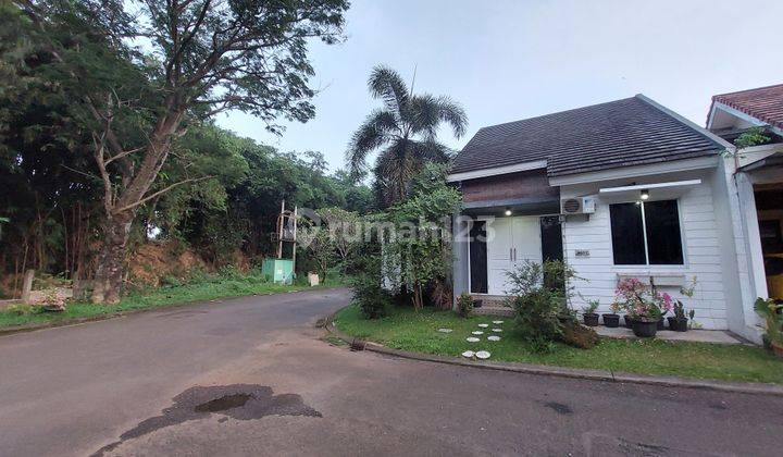 Rumah Cantik Hoek Legenda Wisata 1