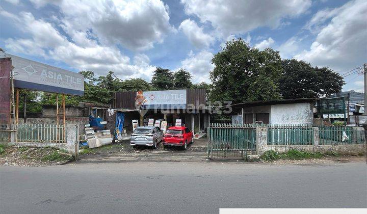 Toko Dekat Pasar di Jalan Raya Bogor 1