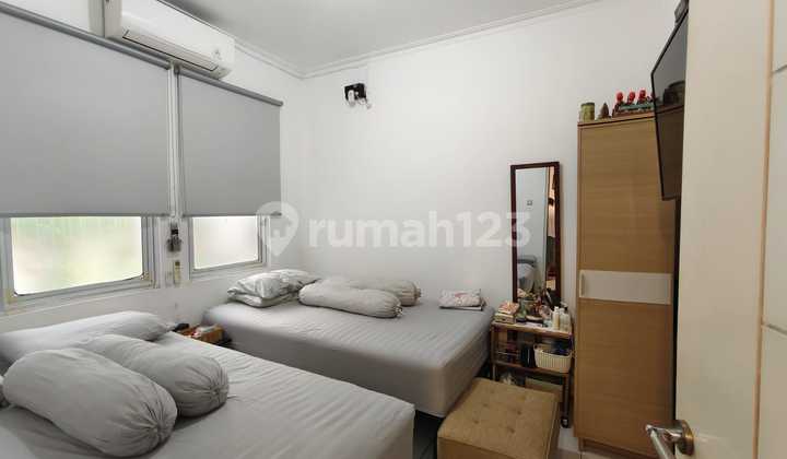 Rumah 2 Lantai Kota Wisata 2