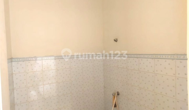 Rumah Murah Masih Ada Halaman Terbuka Kota Wisata Cibubur 2