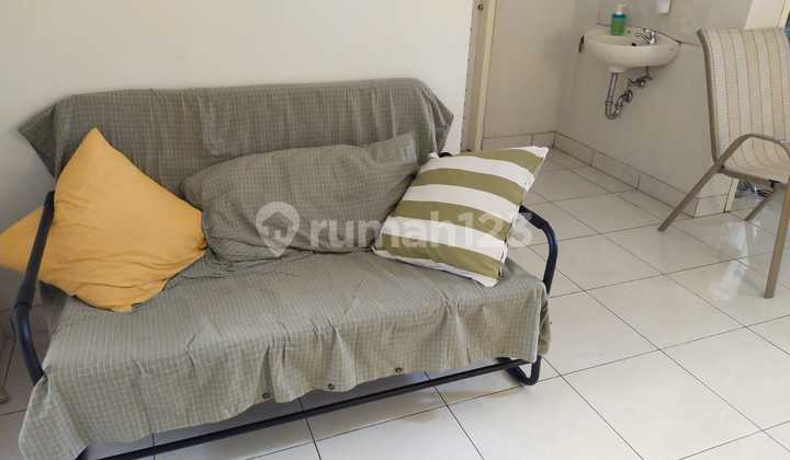 Rumah di Kota Wisata 2