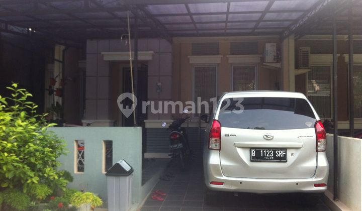 Rumah di Kota Wisata 1