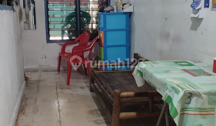 RUMAH PADEMANGAN 1 M ROW MOBIL 2