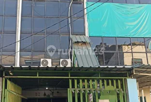 RUMAH KOST MANGGA BESAR KOMPLIT