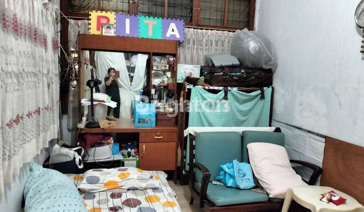 RUMAH TUA KARTINI LINGKUNGAN BAGUS COCOK BANGUN RUMAH BARU 2