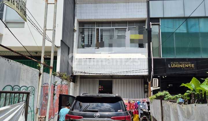 STRATEGIC FATMAWATI RUKO