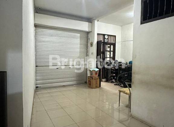 RUMAH MANGGA BESAR JUAL ADA CARPORT 2