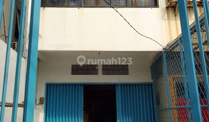 Disewakan Ruko di Tanjung Duren, Jalan Raya, Lt. 70m2, Lb.4x15 + 80m2, 3 Lantai, Jakarta Barat 1