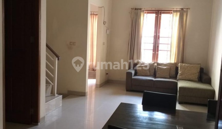 Dijual Rumah Tanjung Duren Utara, Lebar 6, LT. 96M2, KT 4+2, Semifurnish, 2 Lantai, Akses 2 Mobil, Jakarta Barat