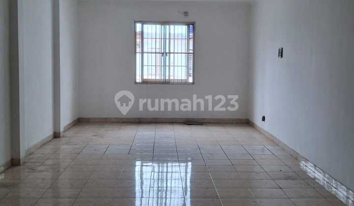 Disewa Ruko Bagus Cocok Kantor, Untuk Online, Ekspedisi, Laundry, dll di Cideng, Lt. 76m2, 4 Lantai, Jakarta Barat