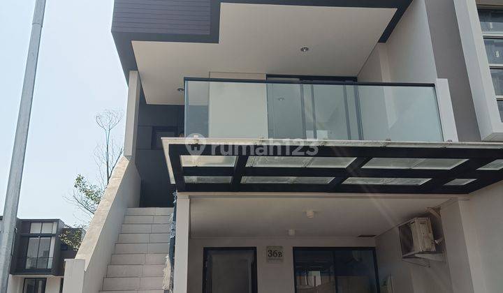 Rumah golf island cluster harmony 3 Lantai brand new sudah renovasi sedikit 1