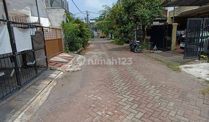 Rumah Tua Di Taman Kencana Dekat Tol Sekolah Pasar 2