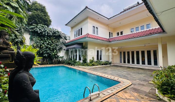 Dijual Rumah Luxury di Menteng Luas 775M2 Bagus dan Murah, Menteng, Jakarta Pusat