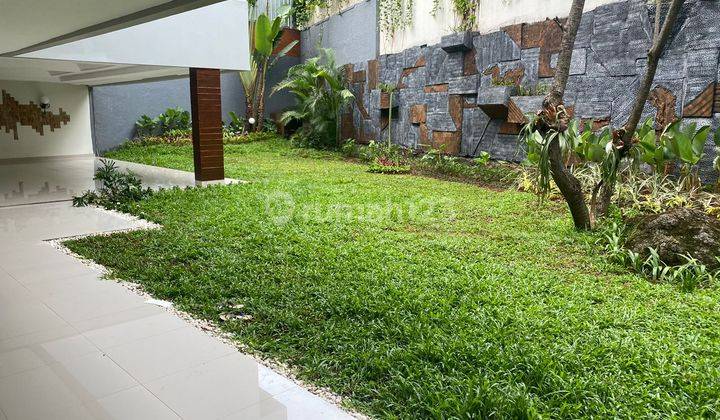 Rumah 2 Lantai Bagus di Widya Chandra, Jakarta Selatan 1