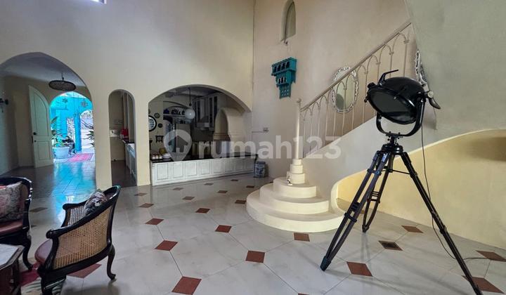 Disewakan Rumah Bagus dan Murah di Mangunsarkoro, Menteng, Jakarta Selatan 2