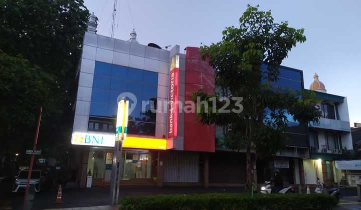 For Rent: Good and Affordable Super Block Shop/House in Central Kemang, South Jakarta