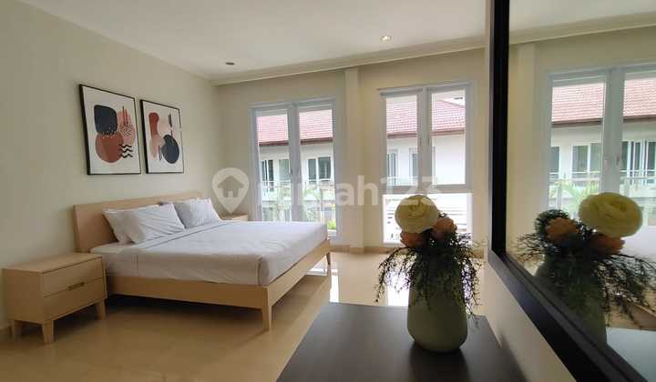 Disewakan Rumah di Executive Paradise 5 Bedroom Bagus dan Murah, Cilandak, Jakarta Selatan Disewakan Rumah di Executive Paradise 5 Bedroom Bagus dan Murah, Cilandak, Jakarta Selatan
