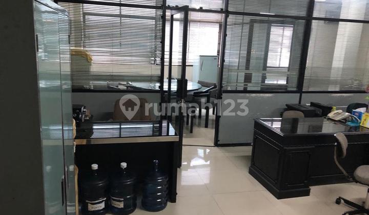 For Quick Sale! 5-Story Shophouse in Hayam Wuruk, Near the Palace & Jakarta Business Center! Affordable Price! For Quick Sale! 5-Story Shophouse in Hayam Wuruk, Near the Palace & Jakarta Business Center! Affordable Price!