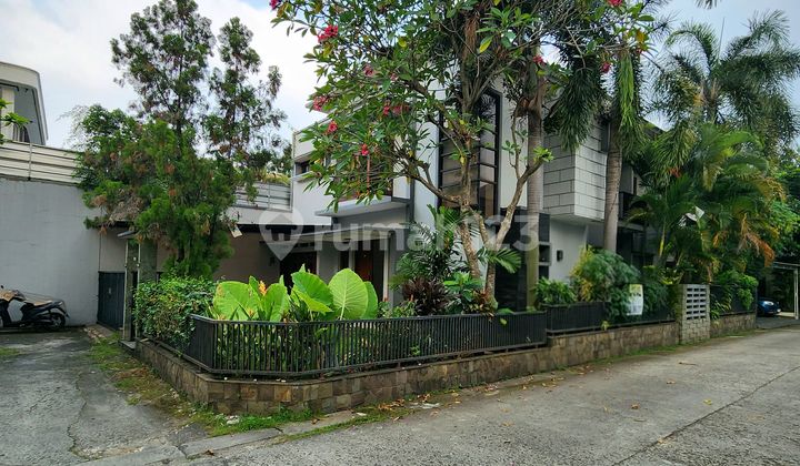 Rumah Minimalis Modern 2 Lantai Dalam Town House Di Lebak Bulus, Cilandak 2