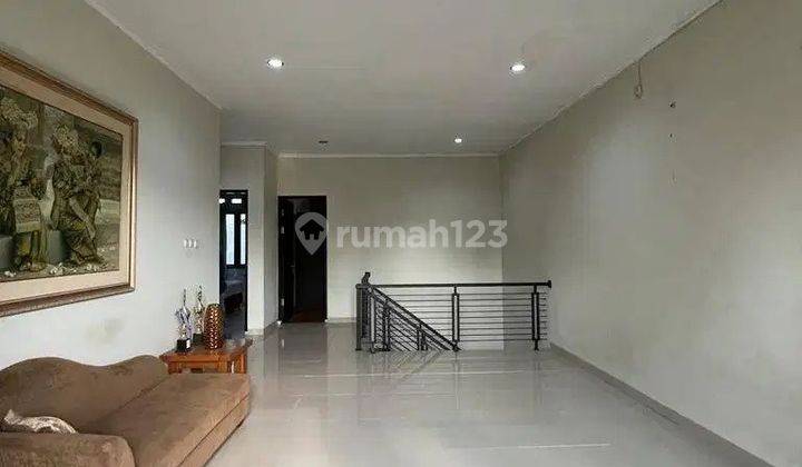 Rumah Modern Minimalis, Sangat Terawat, 2 Lantai Di Bangka, Kemang, Jakarta sela 2