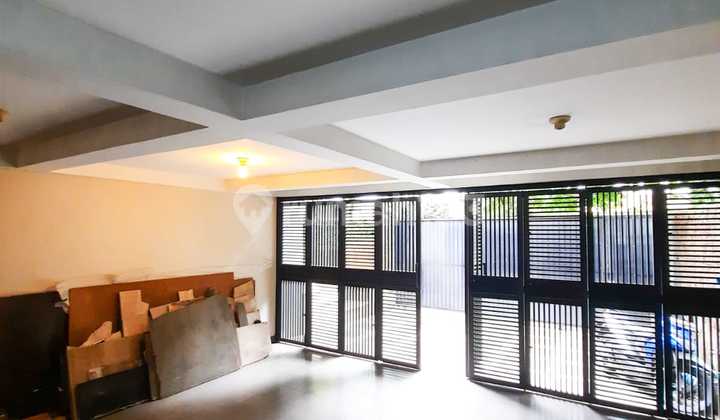 Rumah Siap Huni 2,5 Lantai Di Antasari Cipete Jakarta Selatan  2