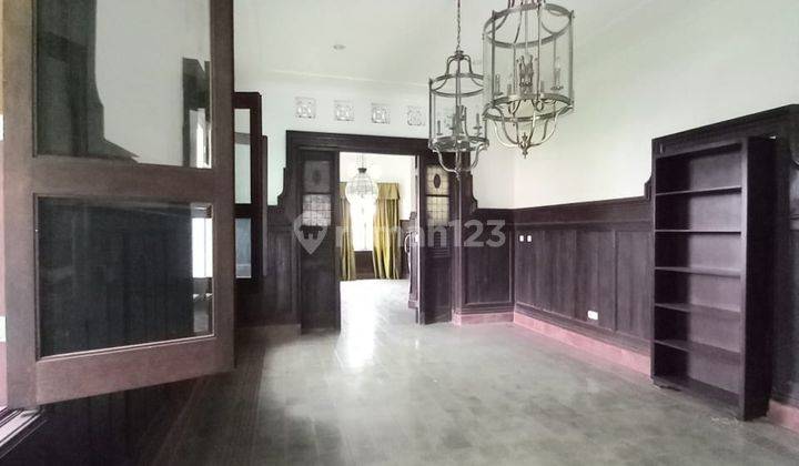 Rumah Klasik Haritage Asri Dan Nyaman Di Pegangsaan, Menteng Jakarta Pusat 1