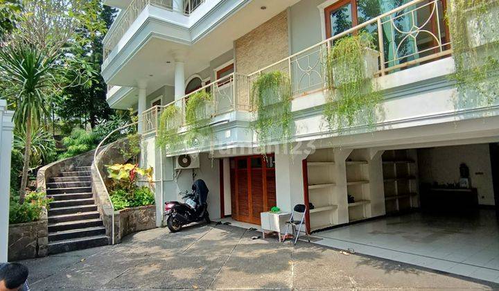 Rumah Mewah Siap Huni, 3 Lantai, Asri Di Pondok Indah 1