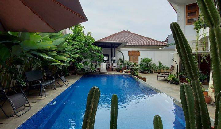 Rumah Etnik Modern 2 Lantai Resort Bali Di Kebagusan Jakarta Selatan 1