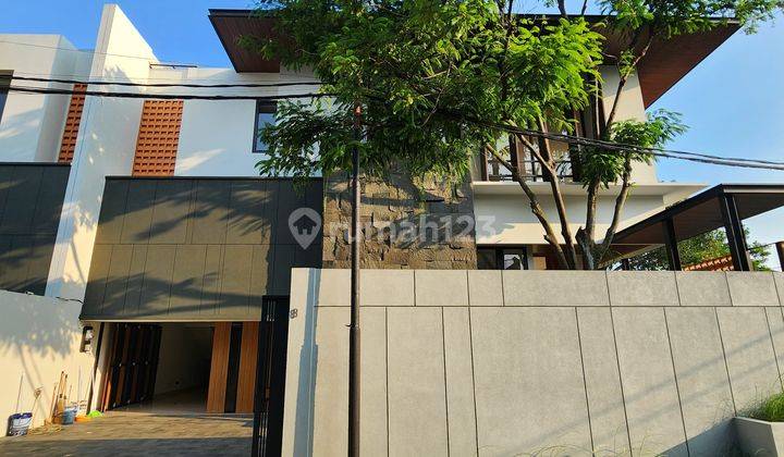 Rumah Baru Tropikal Modern 2 Lantai Siap Huni Di Cipete Selatan, Cilandak 2