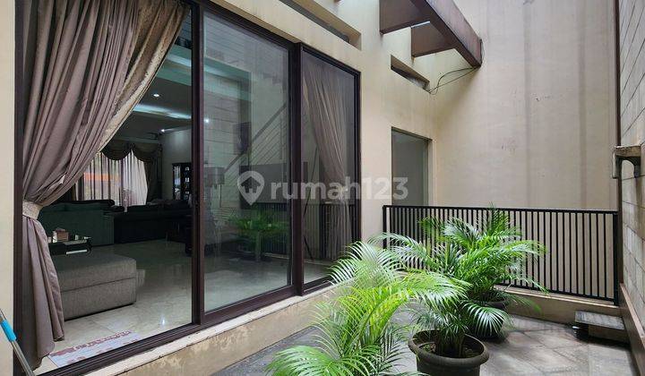 Rumah Sewa Siap Huni 3 Lantai Minimalis Modern Di Pondok Indah 2