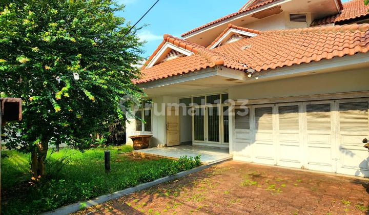 RUMAH LAMA 2 LANTAI LAYAK HUNI – LOKASI STRATEGIS AREA KEMANG RUMAH LAMA 2 LANTAI LAYAK HUNI – LOKASI STRATEGIS AREA KEMANG