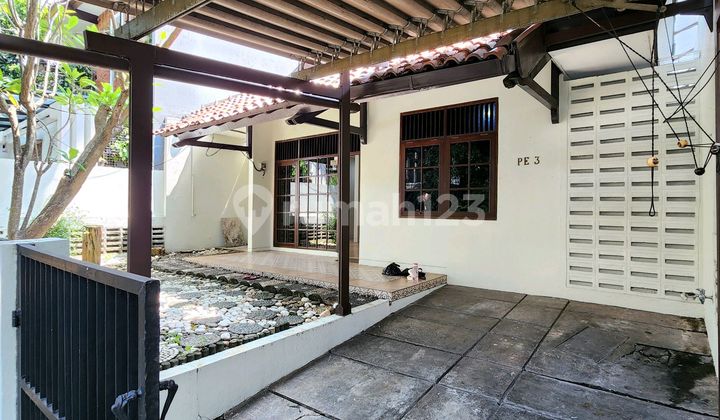 Rumah Bagus Siap Huni 1 Lantai Semi Furnish Pondok Indah