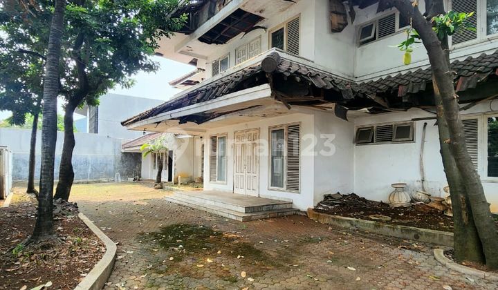 Rumah 2 Lantai Di Lokasi Strategis Hitung Tanah Di Kemang Area 2