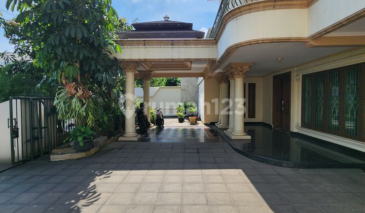 CLASSIC 2-STORY LUXURY HOUSE READY TO OCCUPY IN PONDOK INDAH 2