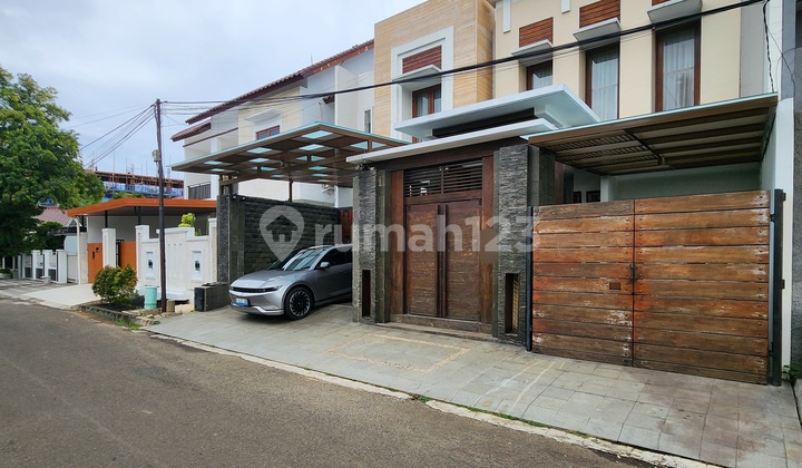 Rumah 2 Lantai Siap Huni Dalam Komplek Mewah di Tb Simatupang, Jakarta Selatan 2