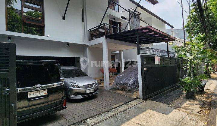 Rumah Mewah 3 Lantai Minimalis Modern Siap Huni Di Cilandak Barat 1