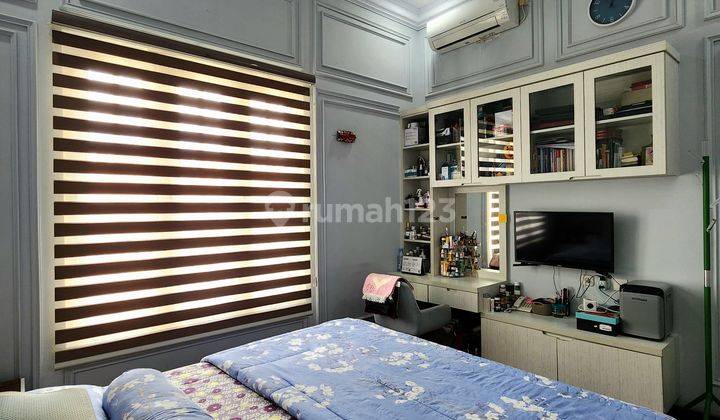 Rumah American Classic Fully Furnished 2 Lantai Siap Huni Di Jagakarsa  2